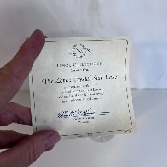 Lenox Small Fine Cut Crystal Star Vase 6" Tall Flared  w/ Original Paperwork - Picture 8 of 8